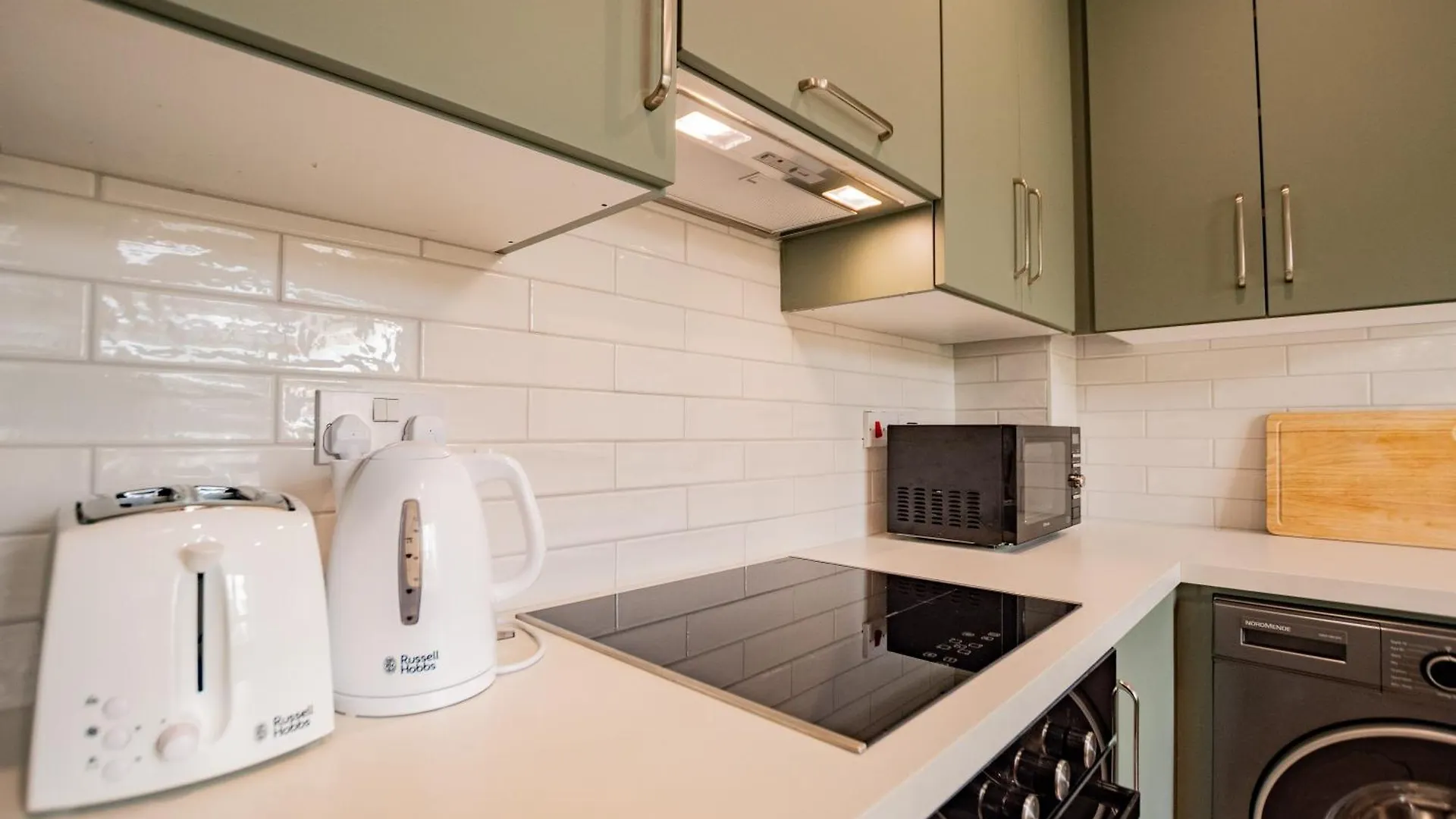 Simply Stunning 3 Bed Apartment With Free Parking Galway Ireland