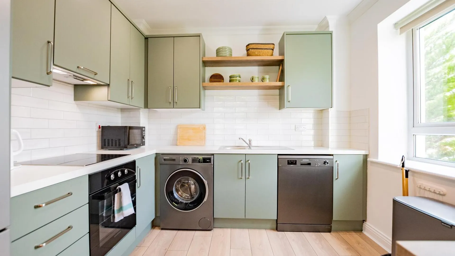 Simply Stunning 3 Bed Apartment With Free Parking Galway